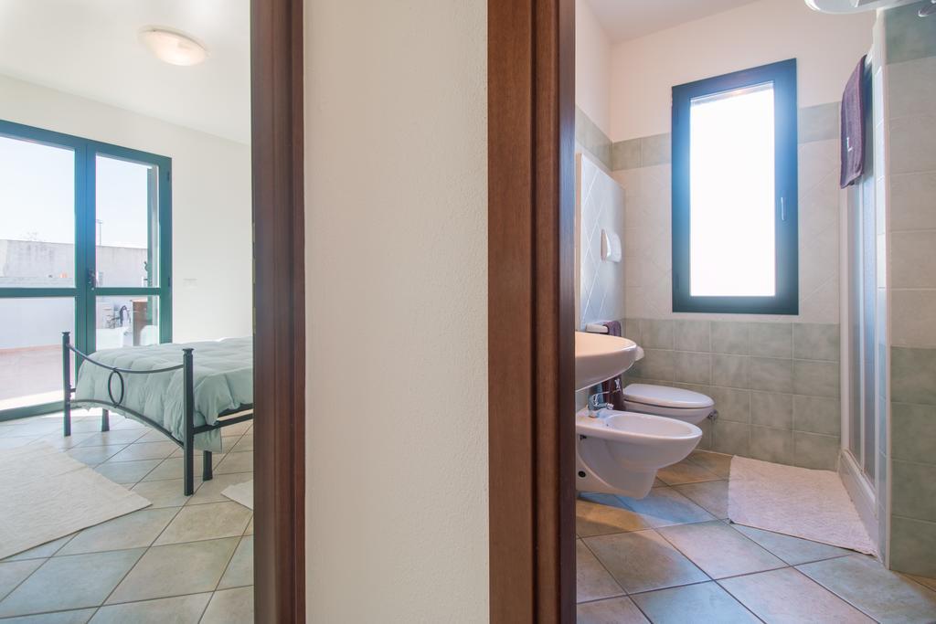 Residenza Maria Antonia - Private Apartment Orosei Exterior foto